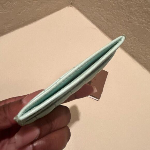 Burberry Lola Cardholder Case Cool Mint Quilted Leather Gold Logo Front NWT - Picture 7 of 14